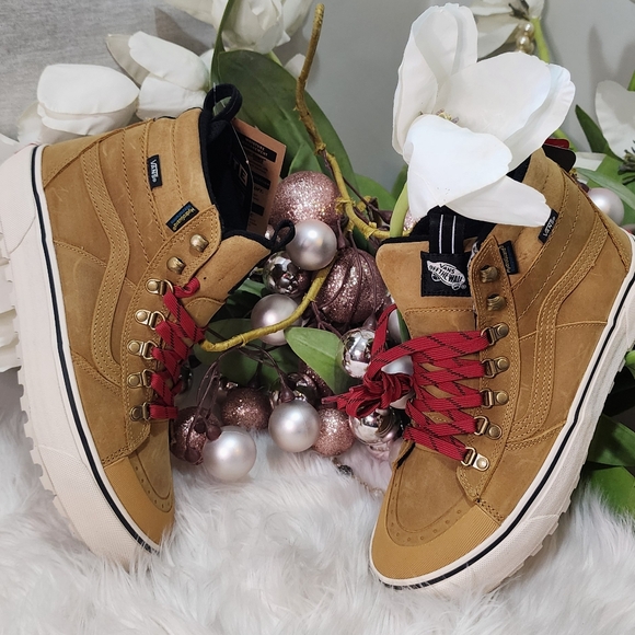 Vans Tan and Red Men's Rain & Snow Boots - Picture 1 of 9